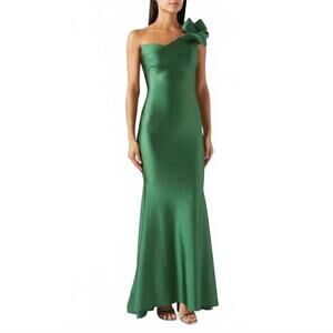NEW NICOLE BAKTI one shoulder gown in kelly green
